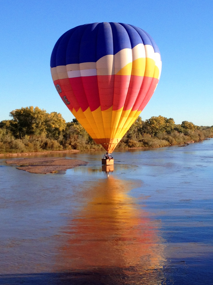 Blozend viool Hoofdstraat Albuquerque Hot Air Balloon Rides in New Mexico by Apex Balloons