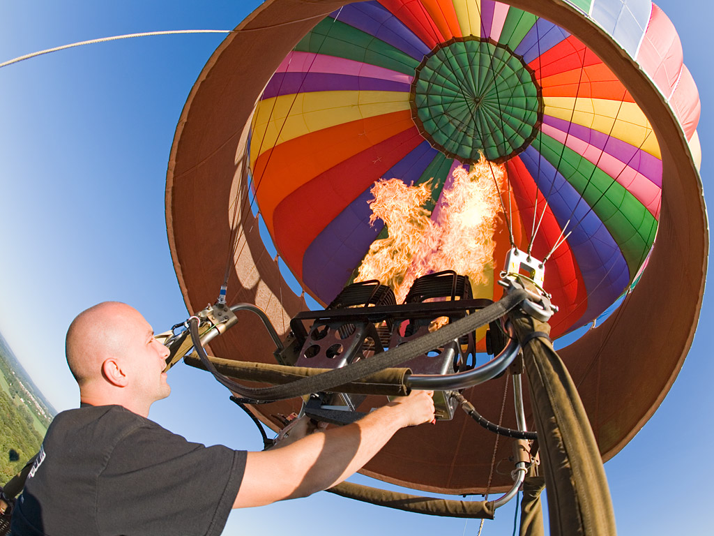 Albuquerque Hot Air Balloon Rides in New Mexico by Apex Balloons ABQ
